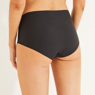 Panti de mujer 2025