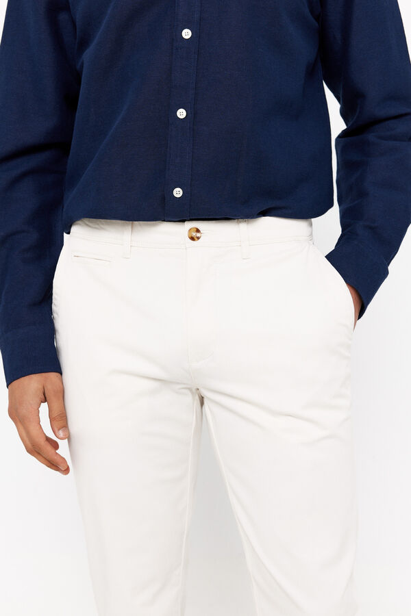 Cortefiel Pantalón chino slim fit Marfil