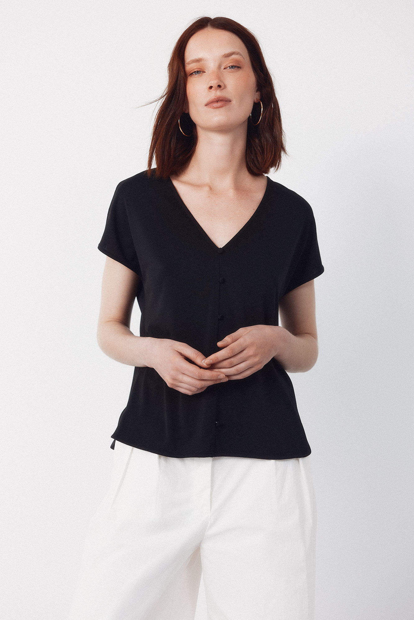 Cortefiel Playera con botones y escote en pico
