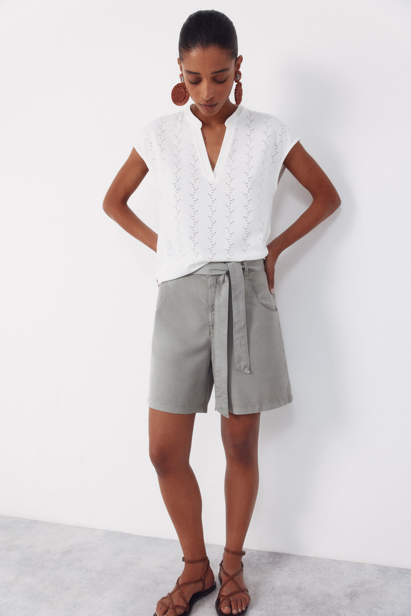 Cortefiel Bermudas fluidas de tencel