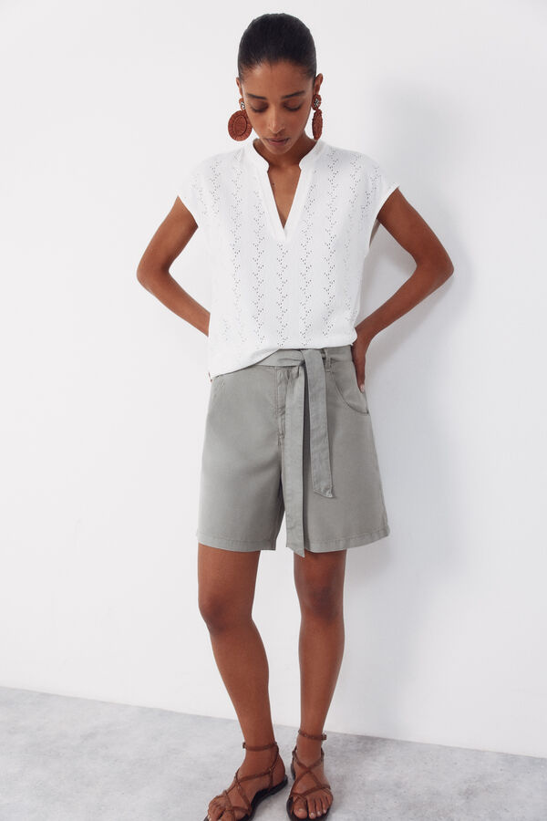 Cortefiel Bermudas fluidas de tencel Kaki