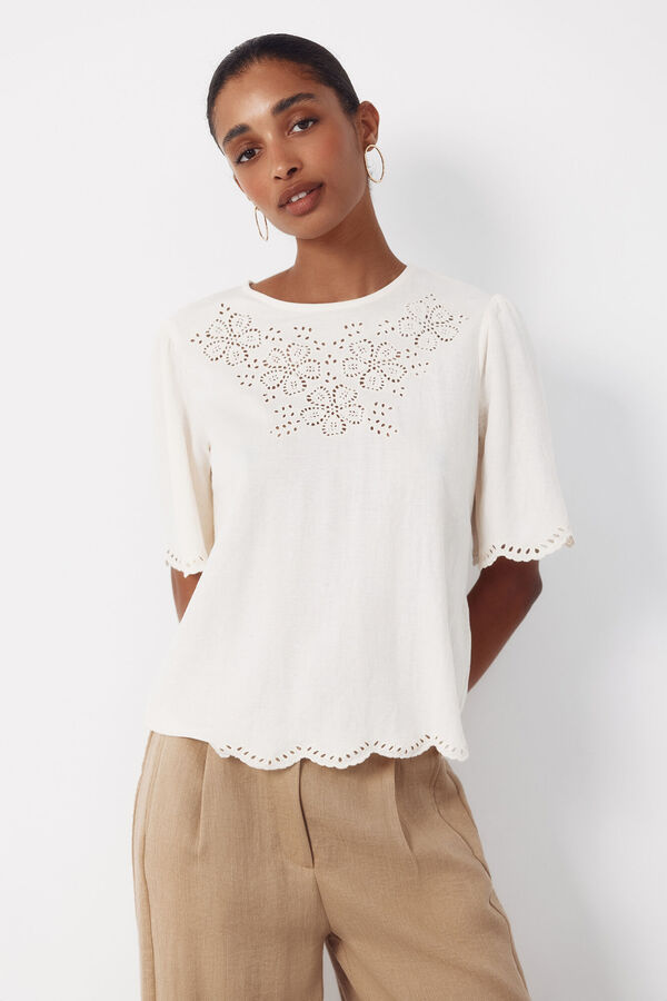 Cortefiel Playera bordada Marfil