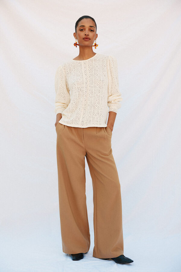 Cortefiel Top rústico puntillas Marfil