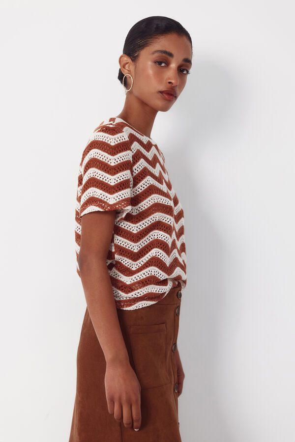 Cortefiel Top de crochet zigzag Marr&oacute;n