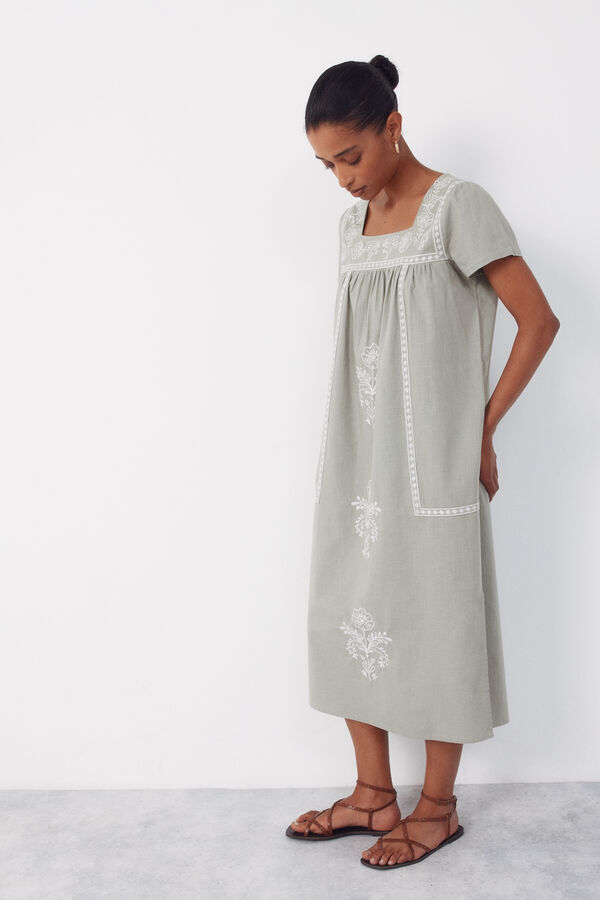 Cortefiel Vestido con bordados florales Estampado azul
