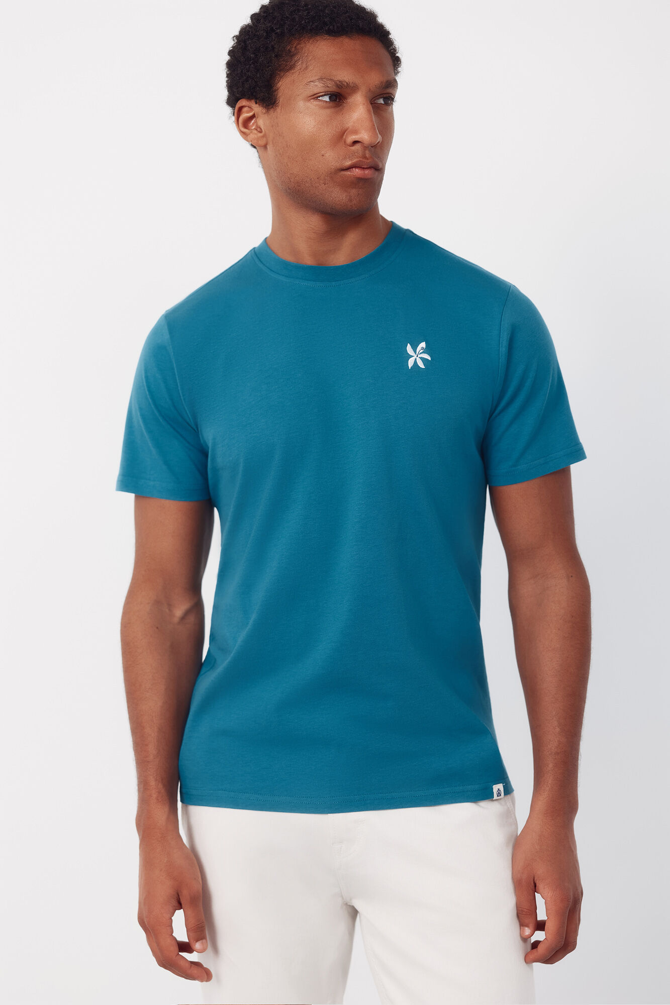 Cortefiel Camiseta bordado