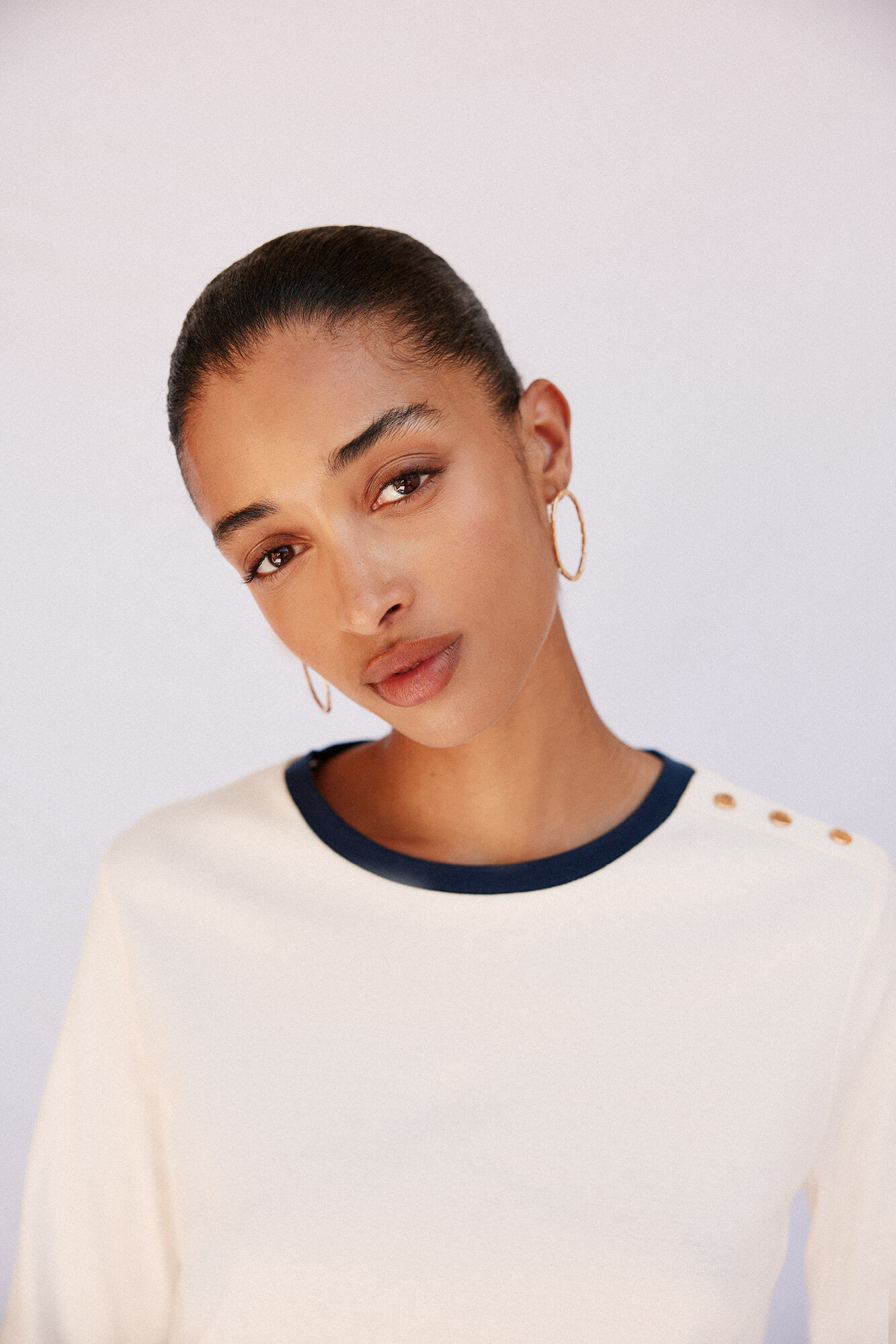 Cortefiel Playera b&aacute;sica botones dorados