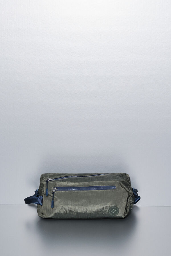 Dash and Stars Bolsa bandolera de nailon color caqui con satinado . verde