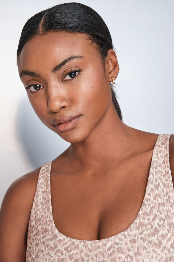 Dash and Stars Brasier deportivo con estampado animal 4D STRETCH en color blanco beige