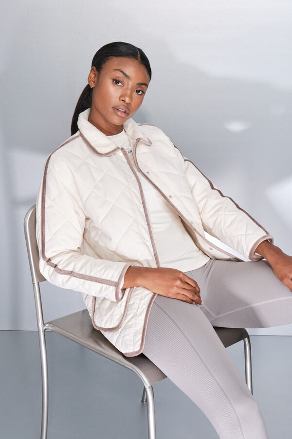 Dash and Stars Chamarra acolchada de rombos beige beige