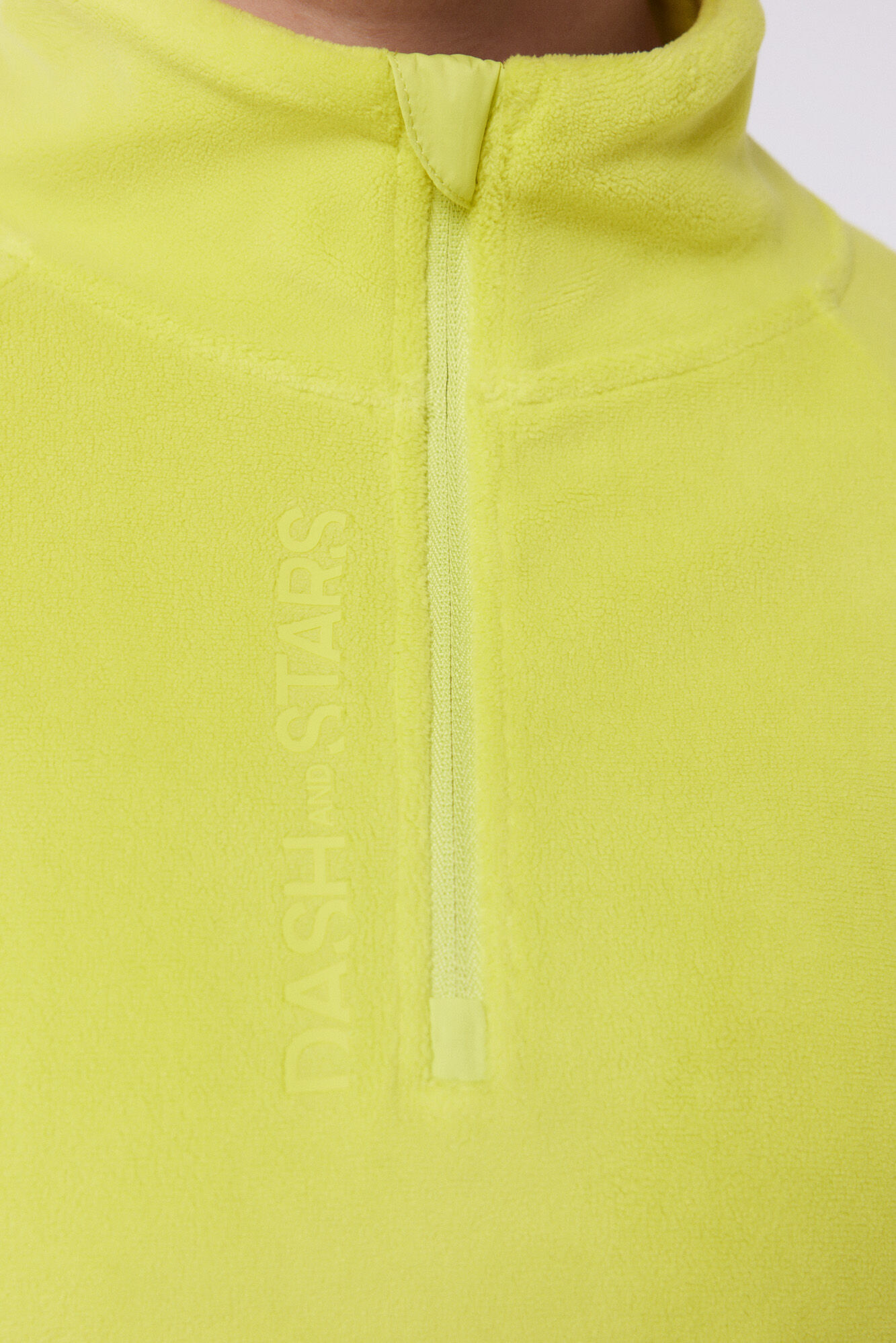 Forro polar verde pistacho hotsell