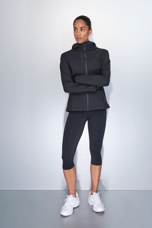 Dash and Stars Chamarra negra ajuste negro