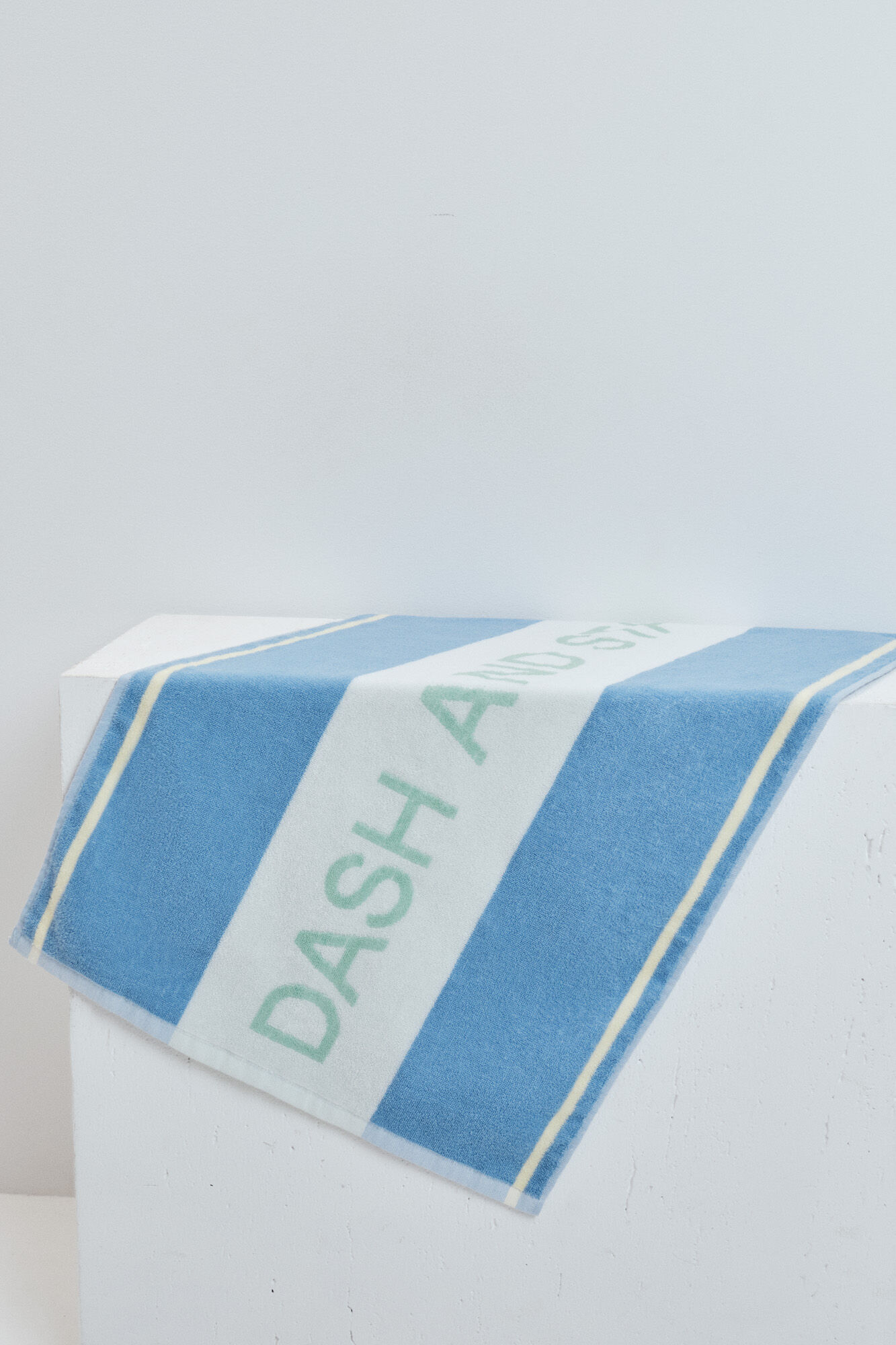 Dash and Stars Toalla de algod&oacute;n azul