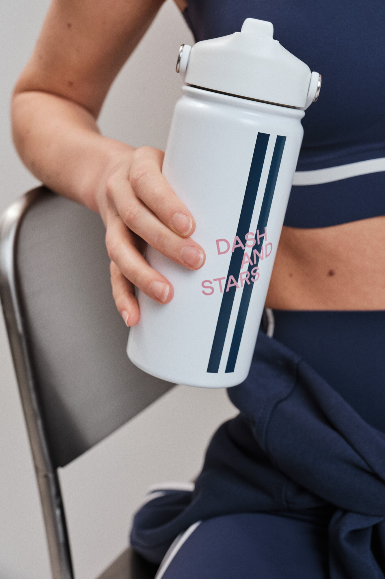 Dash and Stars Botella de acero inoxidable blanca