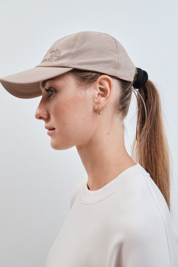 Dash and Stars Gorra deportiva con logo marr&oacute;n nude