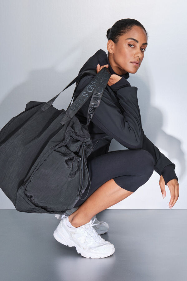 Dash and Stars Chamarra negra ajuste negro