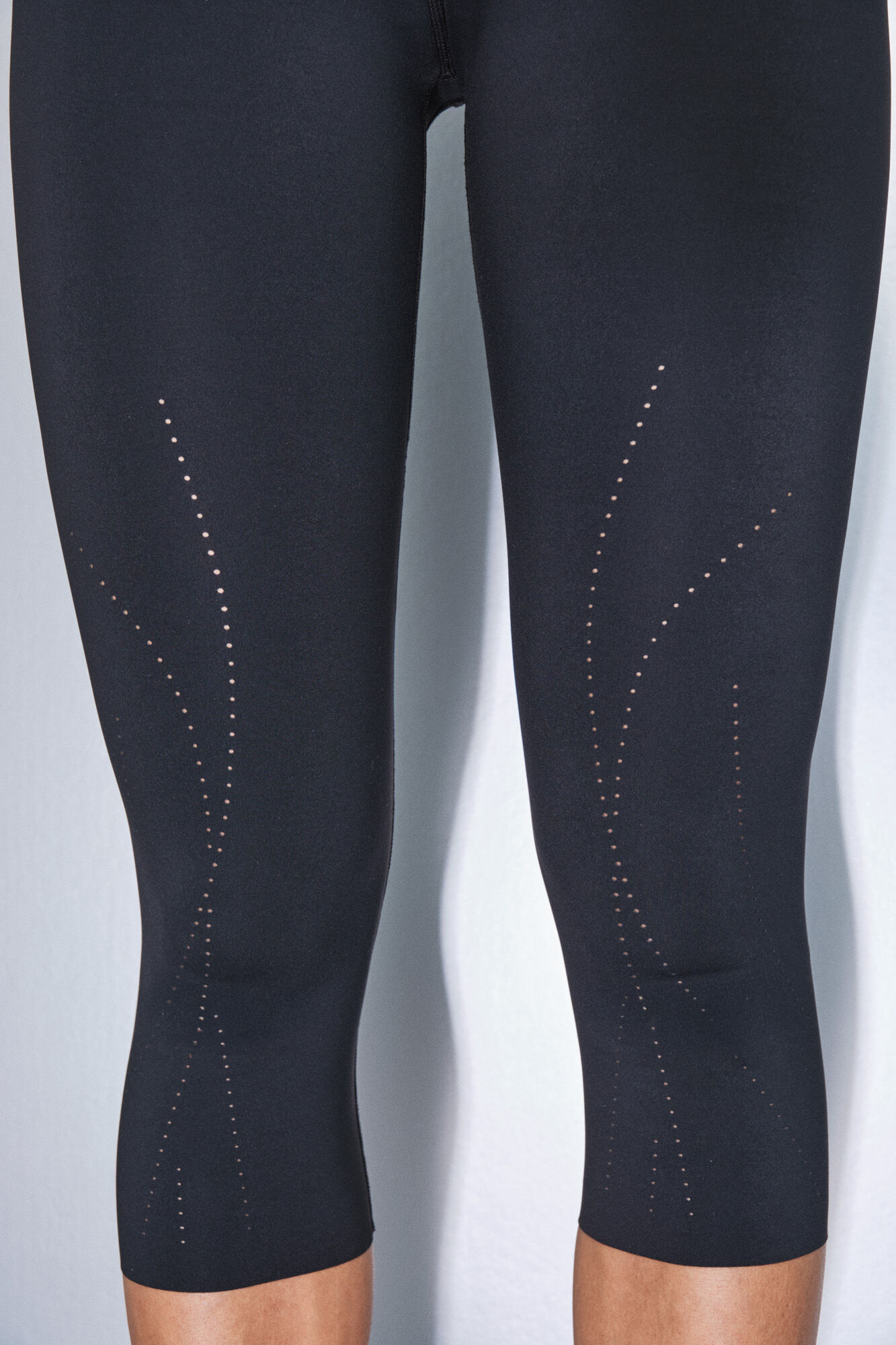 Dash and Stars Pantal&oacute;n legging Capri COMPRESSIVE negros