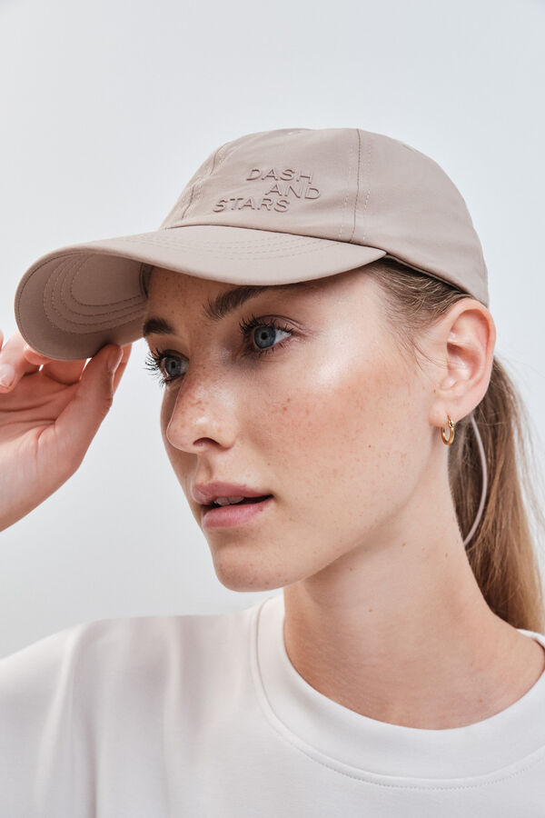 Dash and Stars Gorra deportiva con logo marr&oacute;n nude