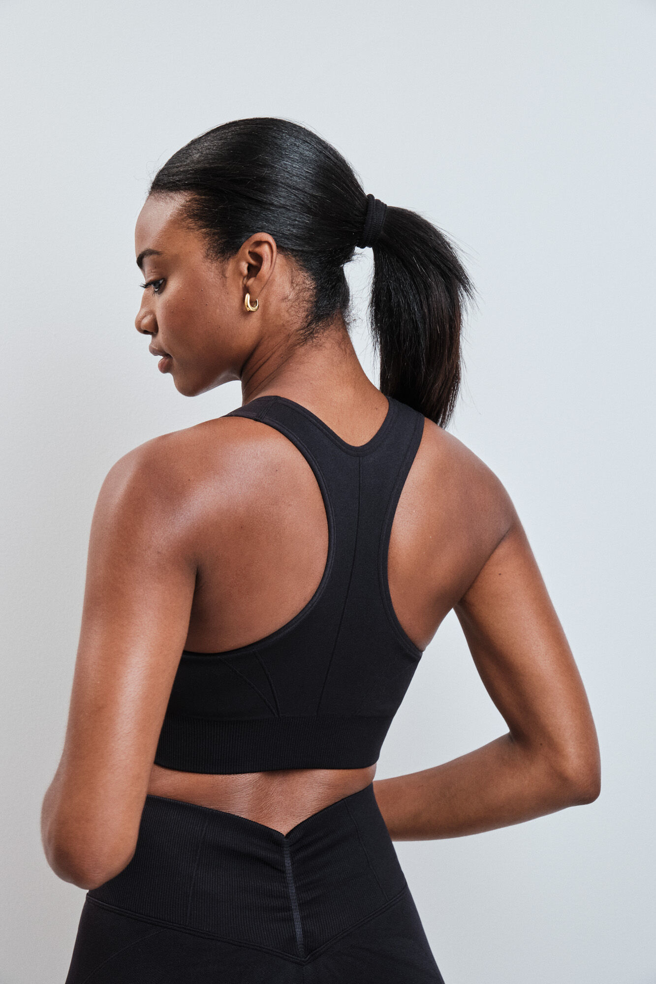 Dash and Stars Brasier deportivo negro con cierre SEAMLESS FIT