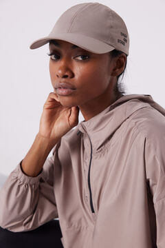 Dash and Stars Gorra técnica ultraligera marrón nude