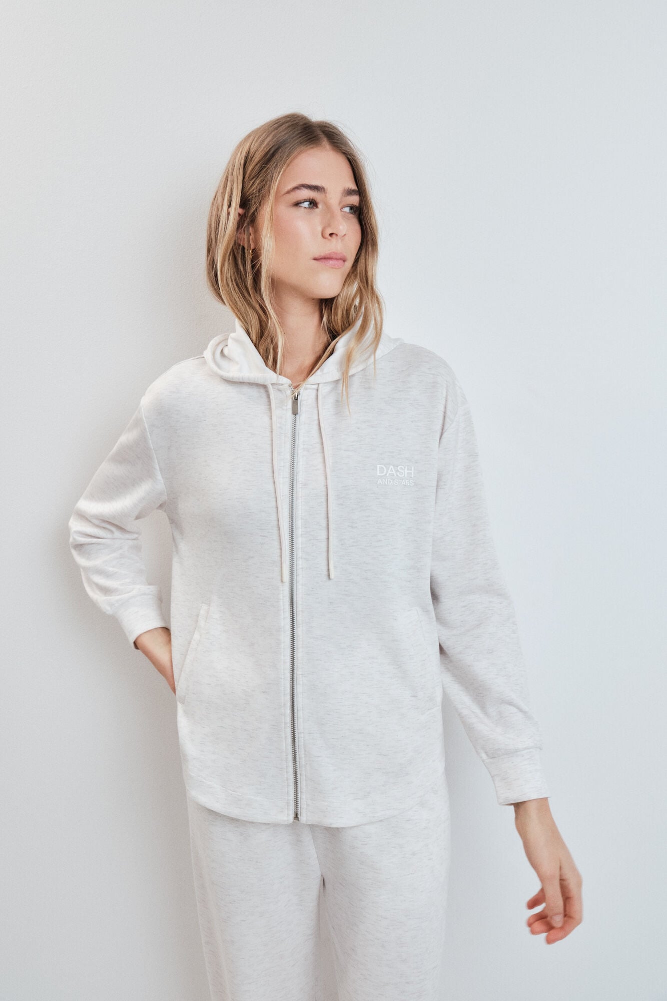 Dash and Stars Chamarra con capucha de viscosa suave gris
