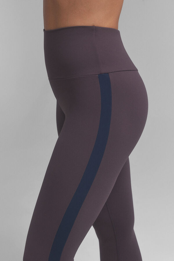 Dash and Stars Leggings SOFT MOVE café. Special collab @ffitcoco café