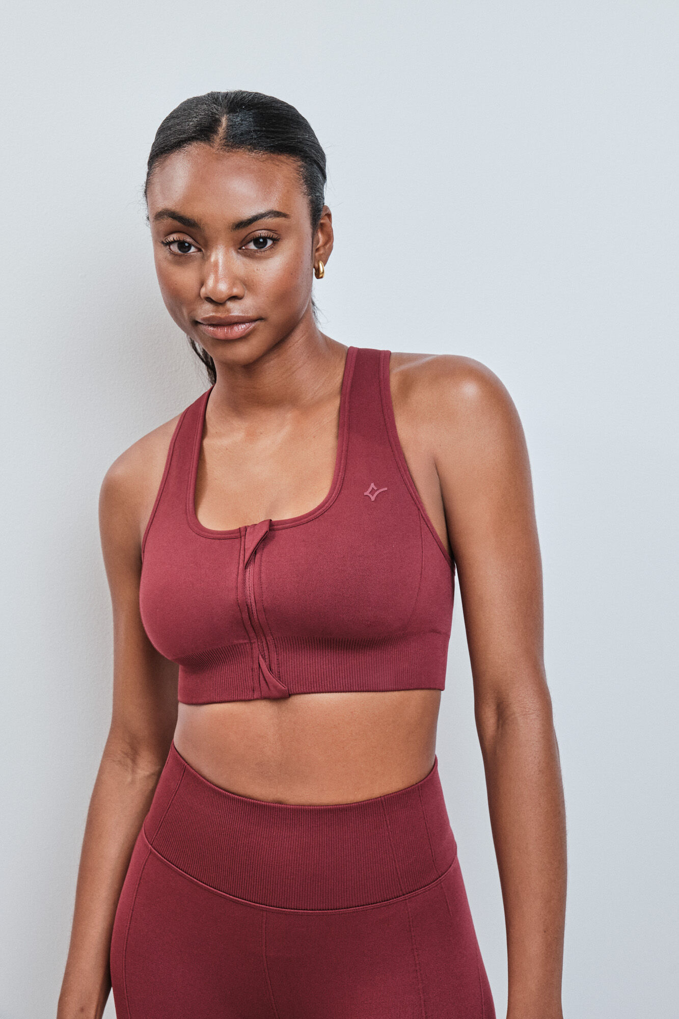 Dash and Stars Brasier deportivo rojo con cierre SEAMLESS FIT