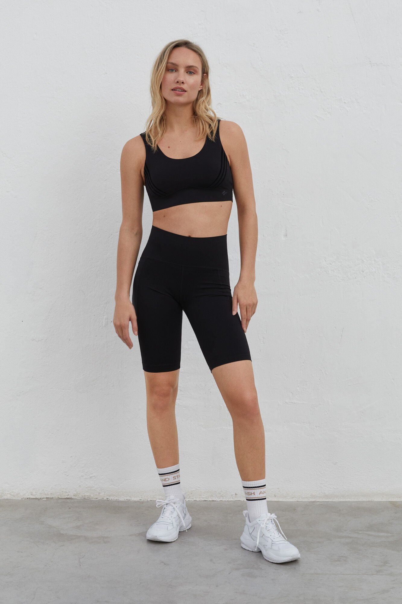 Legging corto negro microfibra Power Sculpt TODO desde 50 y mas WomenSecret MX
