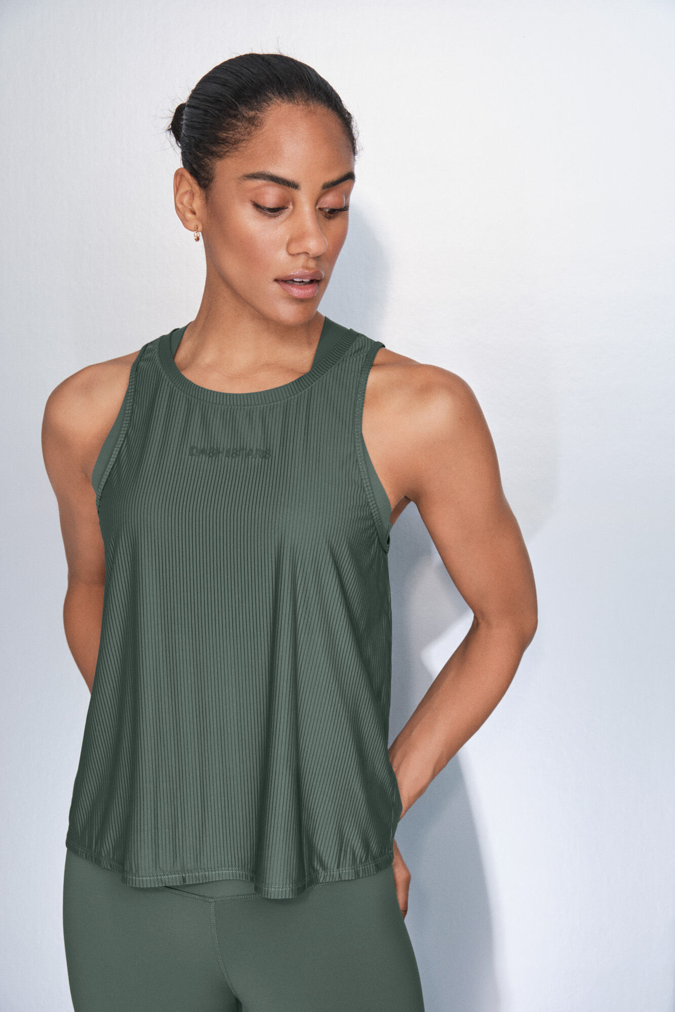 Dash and Stars Playera verde de cuello halter
