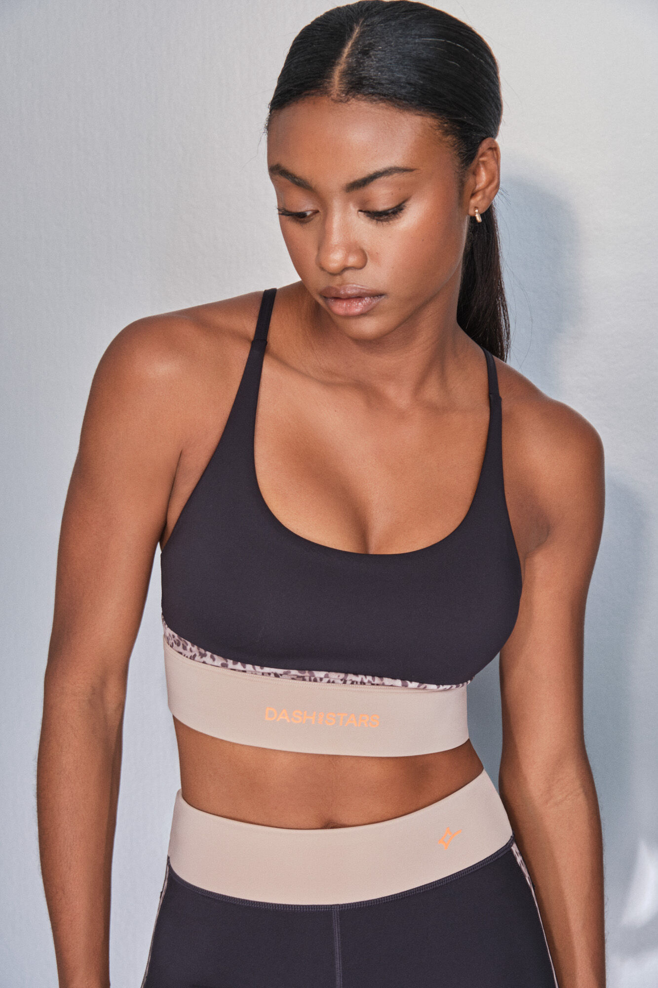 Dash and Stars Brasier deportivo negro con estampado animal 4D STRETCH 
