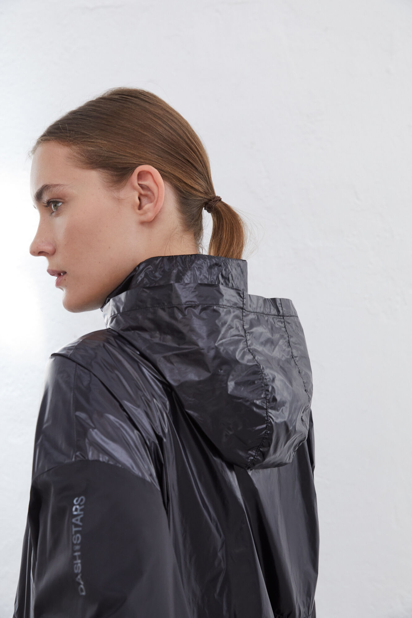 Chamarra impermeable negra WomenSecret MX