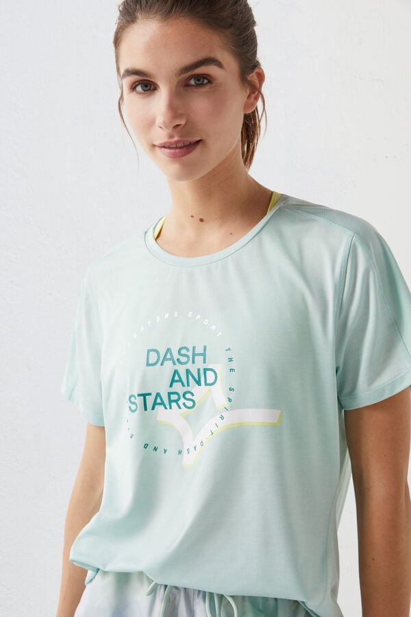 Dash and Stars Playera tejido técnico logo azul verde