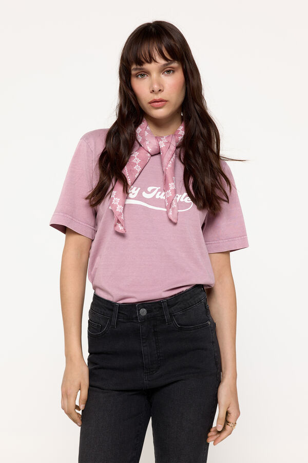 Fifty Outlet Playera estampada efecto lavado. Rosa