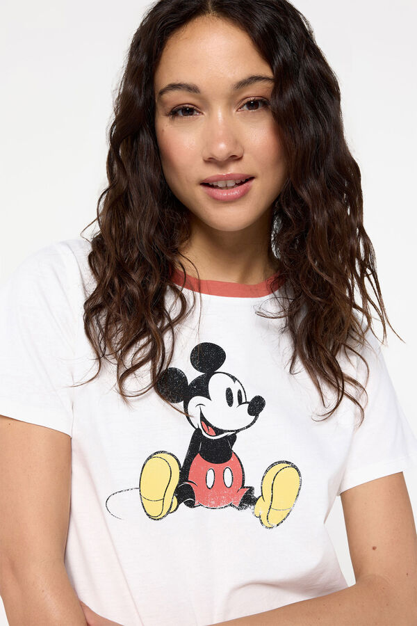 Milano Playera tipo vintage cuello contraste estampado Mickey Mouse vintage Marfil