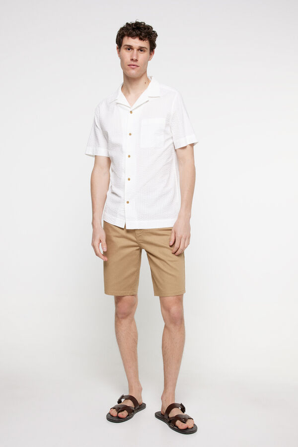 Fifty Outlet Bermudas cinco bolsillos. Tostado