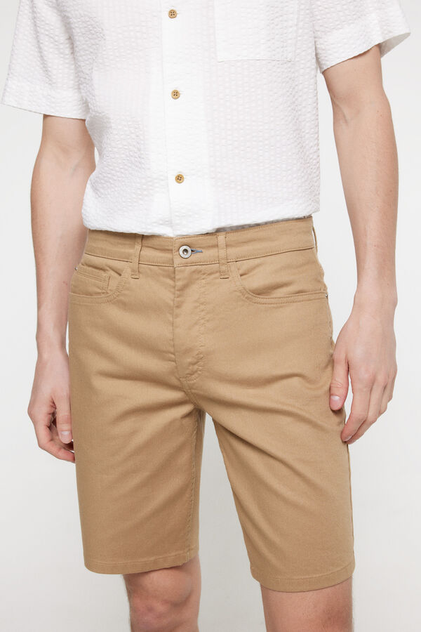 Fifty Outlet Bermudas cinco bolsillos. Tostado