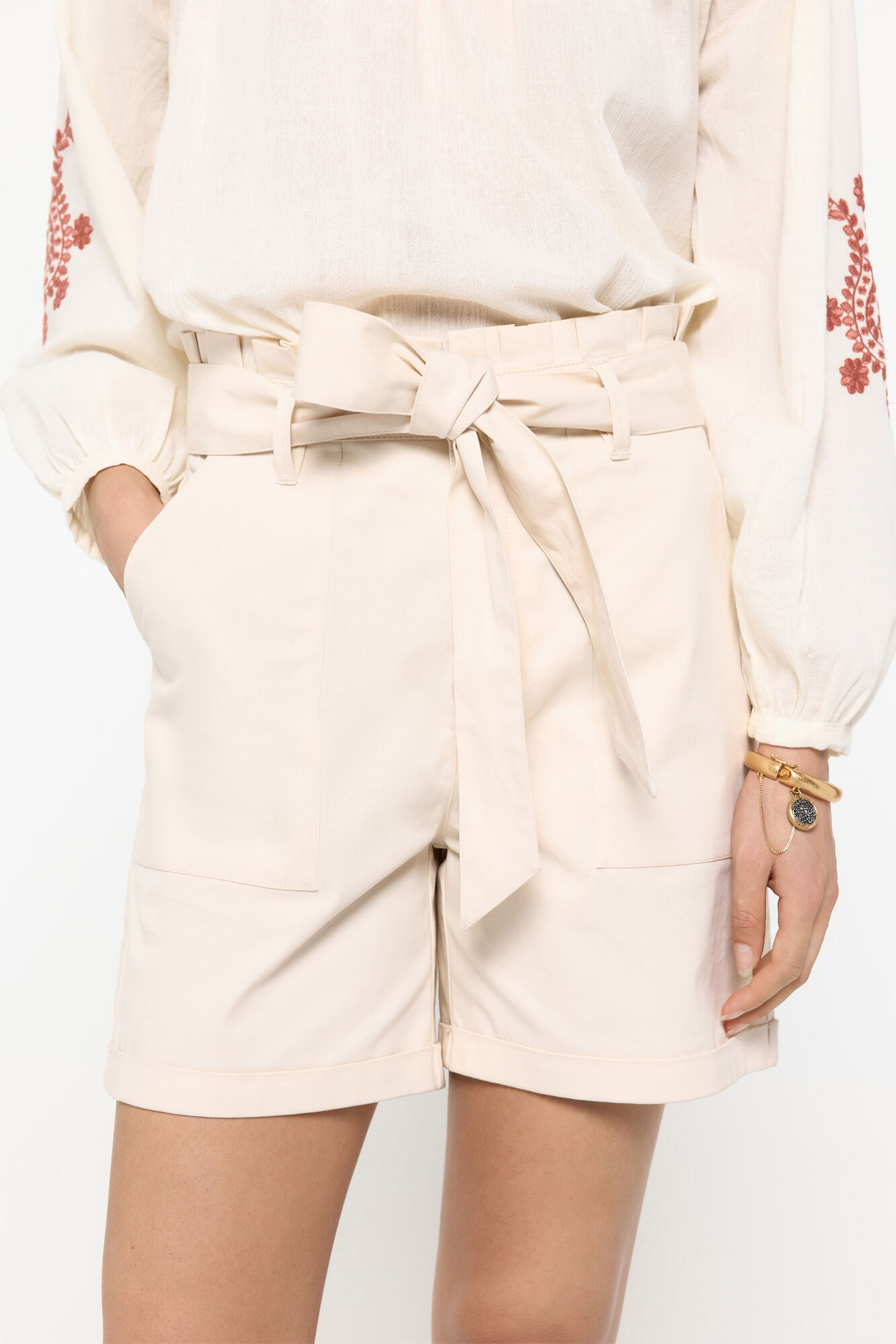 Milano Bermudas estilo paperbag con cintur&oacute;n