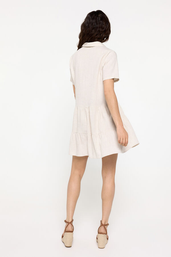 Milano Vestido corto tejido r&uacute;stico, corte fluido. Beige