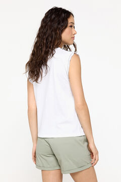 Fifty Outlet Playera cuello mao bordada Marfil