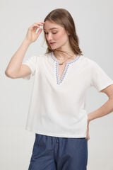 Fifty Outlet Playera cuello mao bordado Blanco