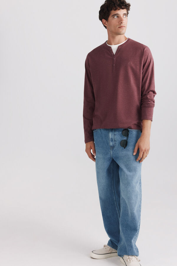 Springfield Playera manga larga cuello redondo con botones doble cuello p&uacute;rpura