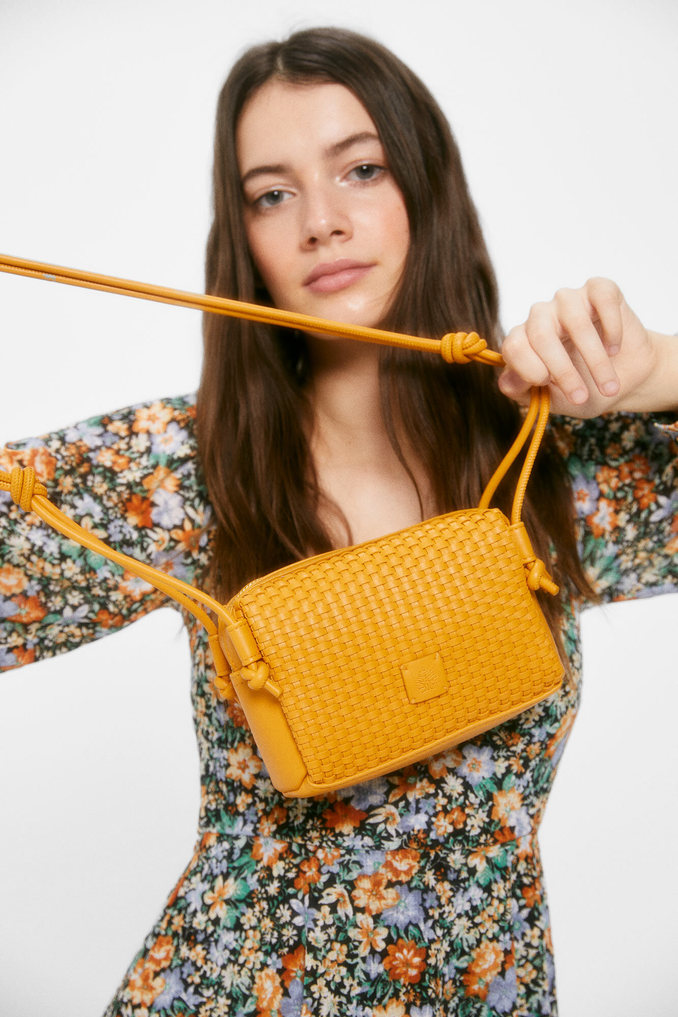 Bolso bandolera dorado outlet