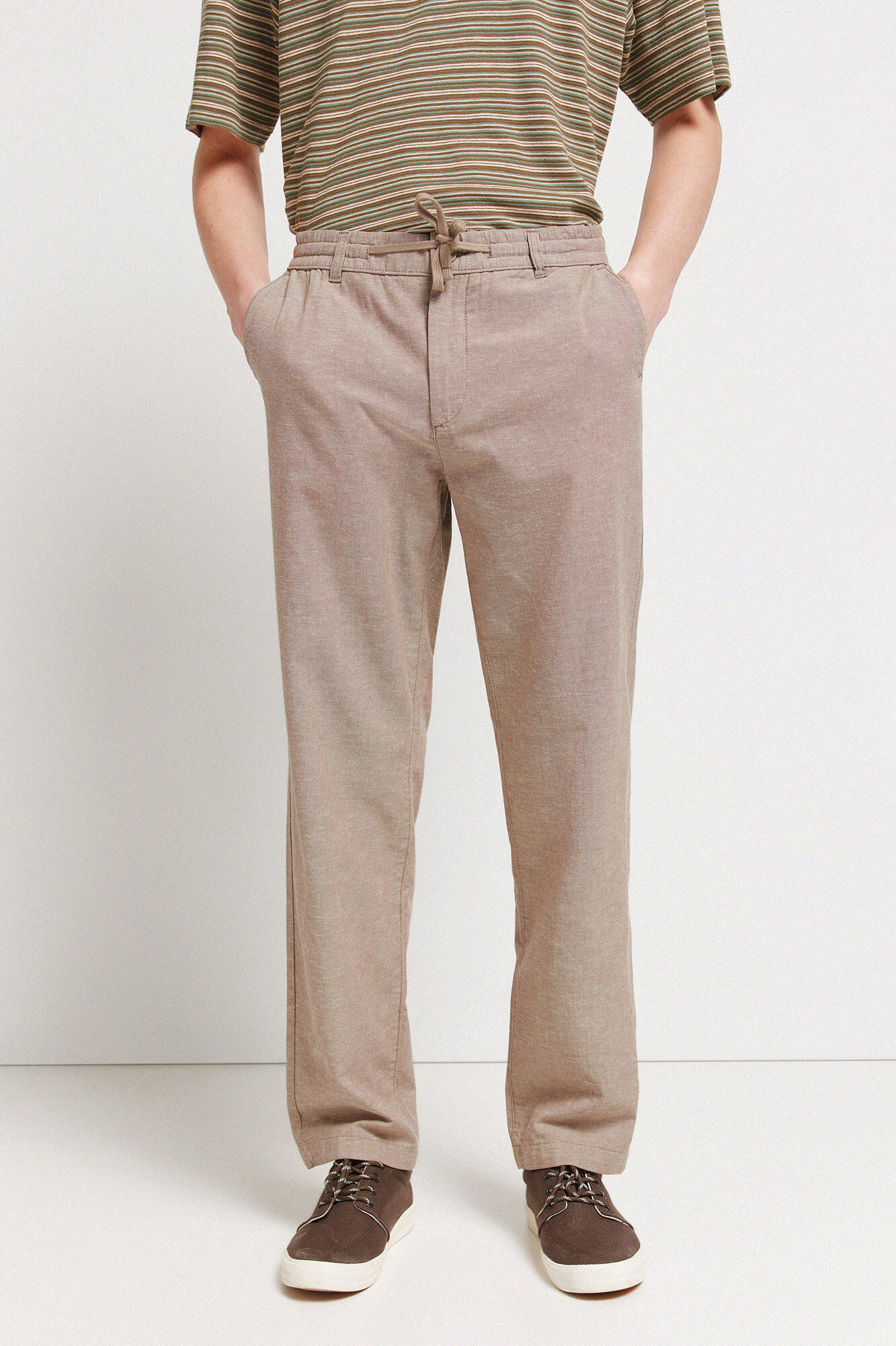 Springfield Pantal&oacute;n chino comfort fit de lino