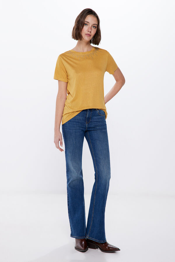 Springfield Playera cuello perlas amarillo