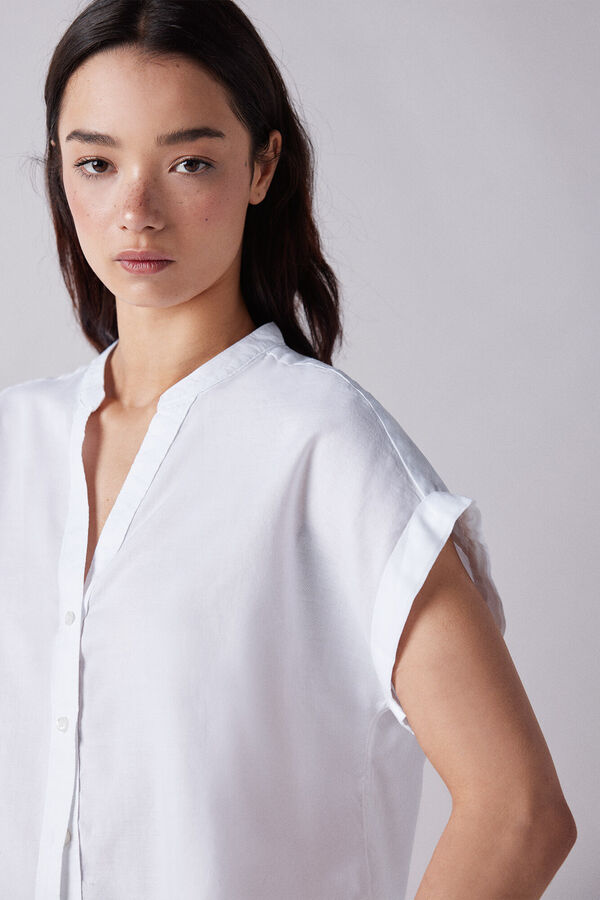 Springfield Camisa cuello mao manga corta natural