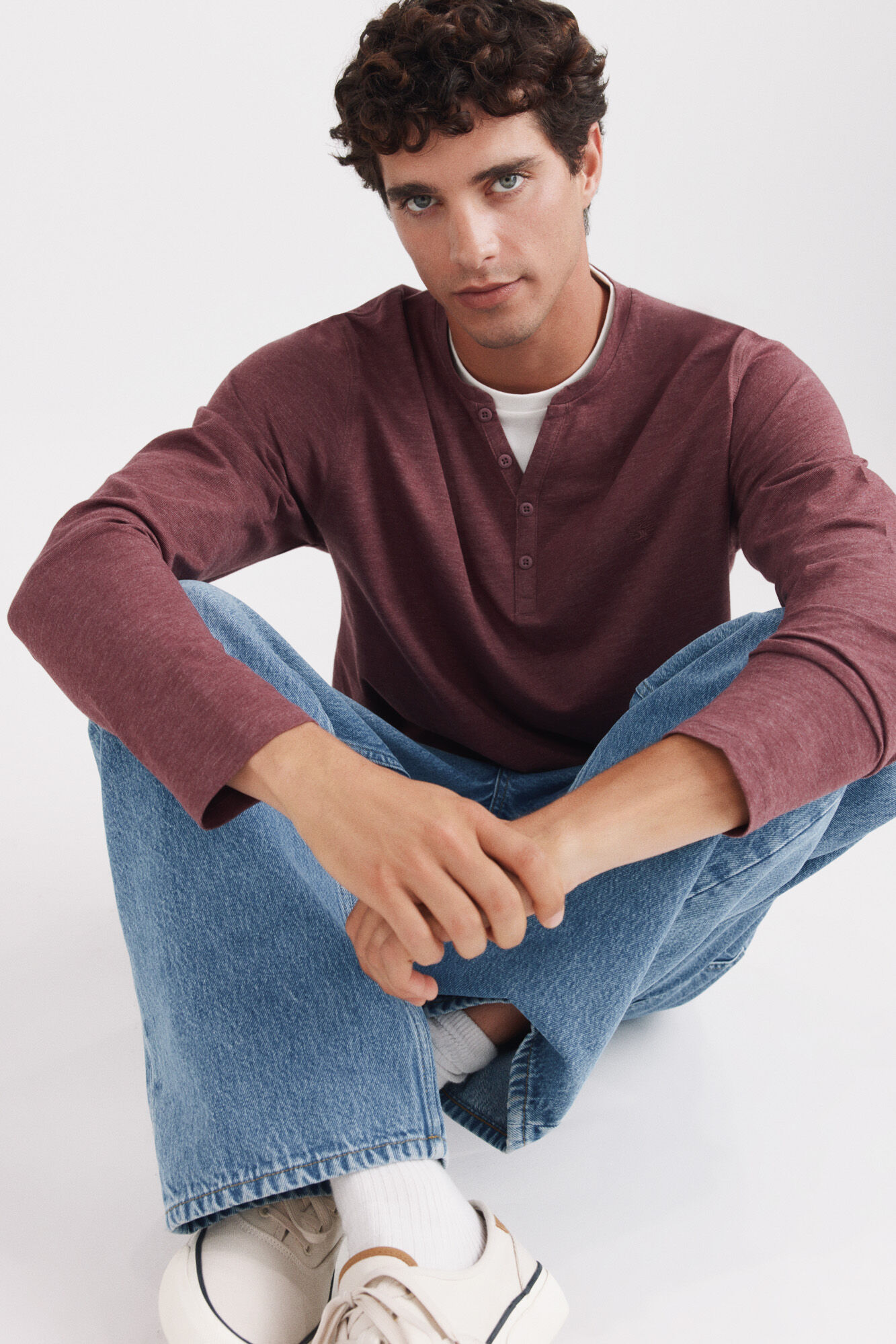 Springfield Playera manga larga cuello redondo con botones doble cuello