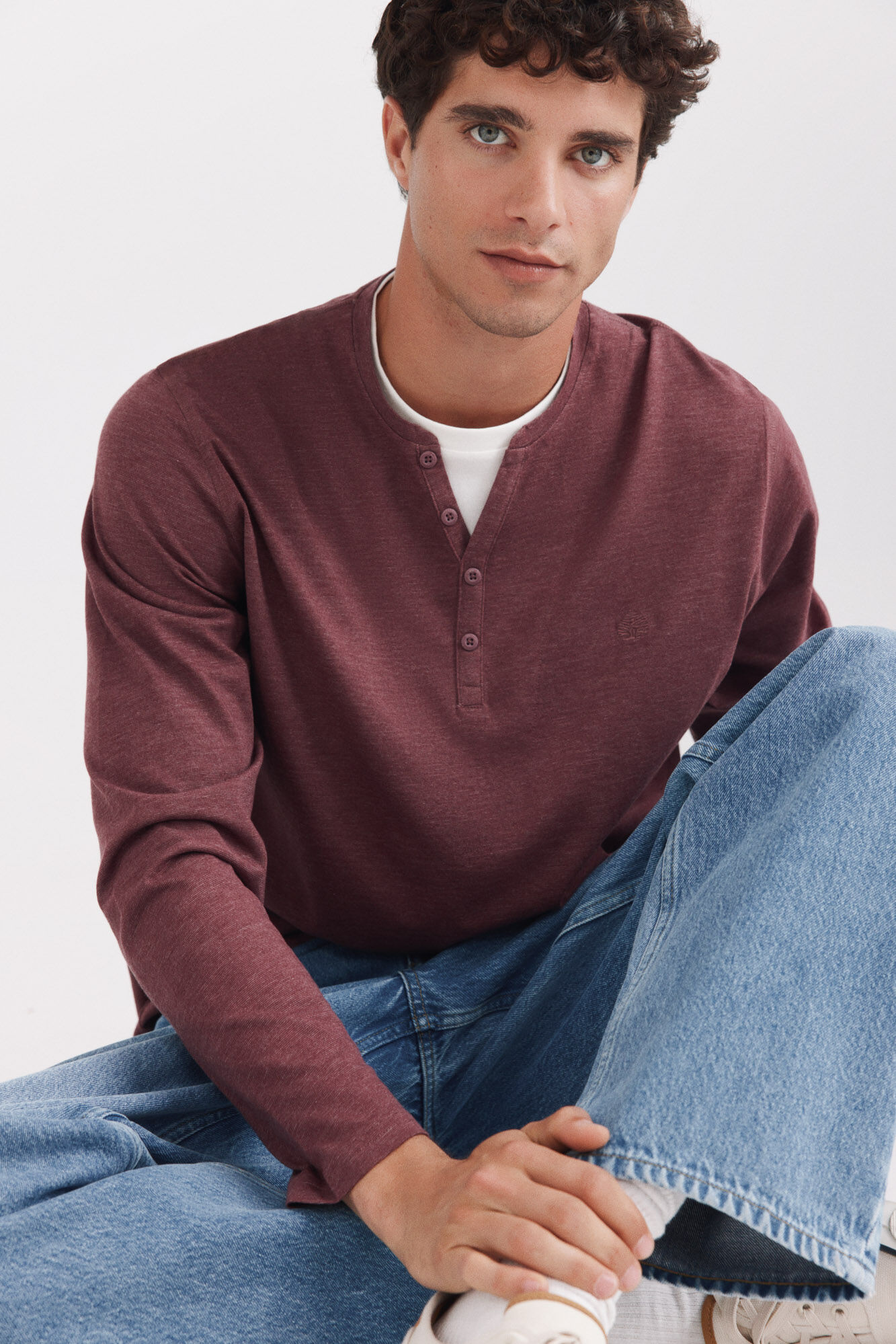 Springfield Playera manga larga cuello redondo con botones doble cuello
