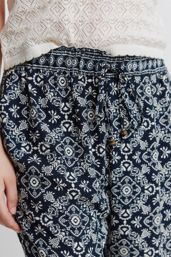 Springfield Pantal&oacute;n fluido estampado marino