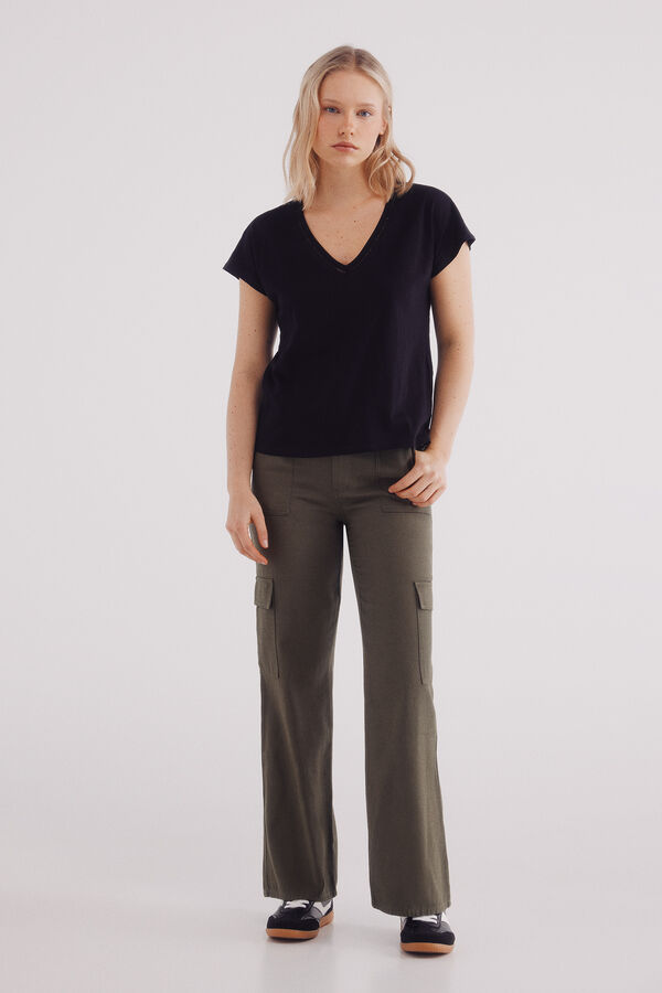 Springfield Camiseta escote pico crochet algodón negro