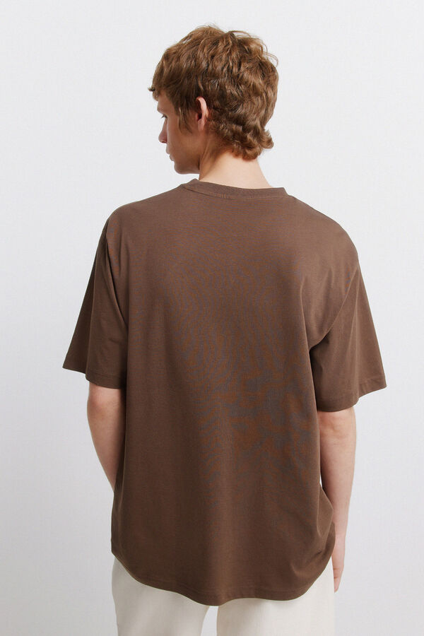Springfield Playera bordado &eacute;tnico caf&eacute;